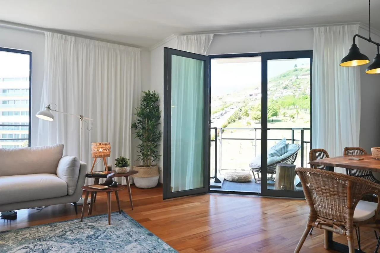 アパート Casa Da Julia E Alice, A Home In Madeira フンシャル